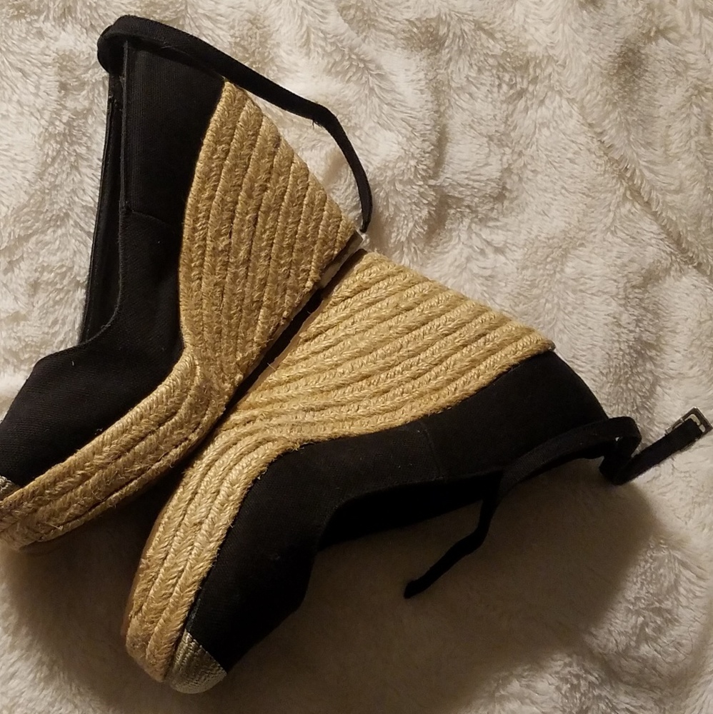 Black wedges 🖤